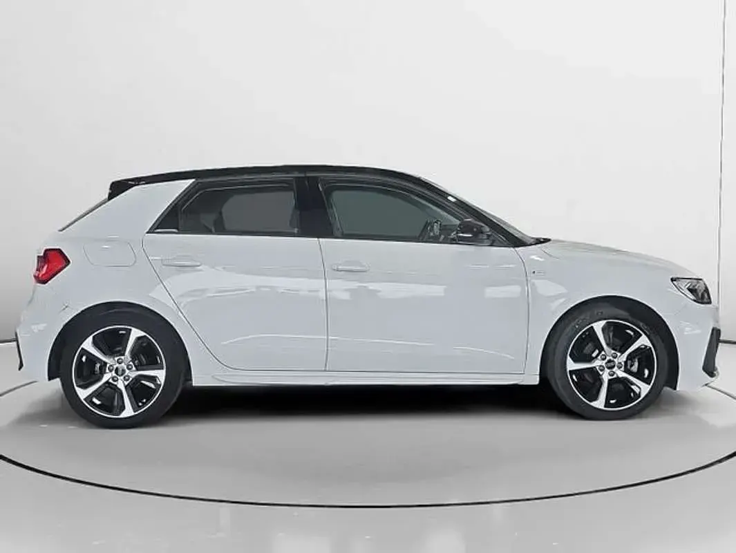 Usado Audi A1 Sportback Black Edition 110 CV (80 kW) 2023 Blanco Utilitario