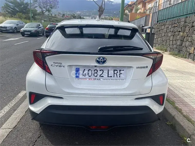 Usado Toyota C-HR Advance 122 CV (89 kW) 2021 Blanco SUV