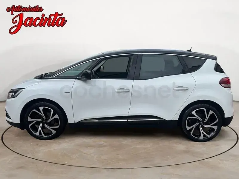 Usado Renault Scénic III Edition One 130 CV (95 kW) 2017 Blanco Monovolumen