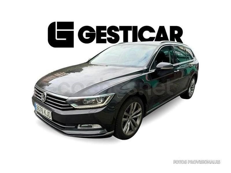 Usado VW Passat Sportline 150 CV (110 kW) 2018 Gris Familiar