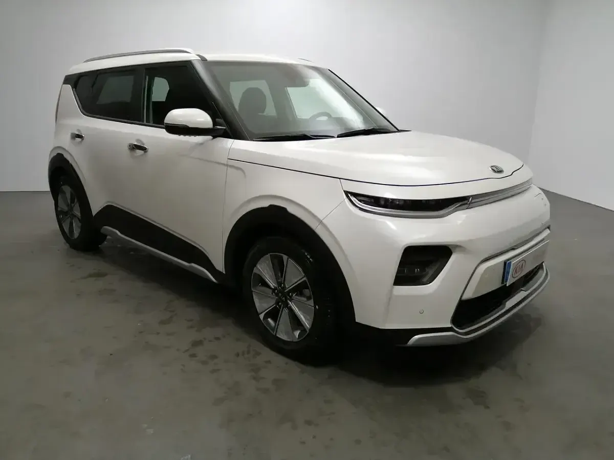 Usado Kia Soul EV 150 kW (204 CV) 2020 Blanco SUV