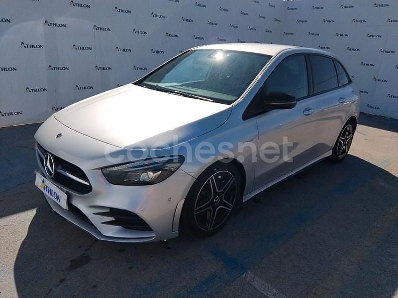 Gris / plata Usado 2021 Mercedes B180 Monovolumen | 24.995 € (Precio justo) - Imagen 1/4