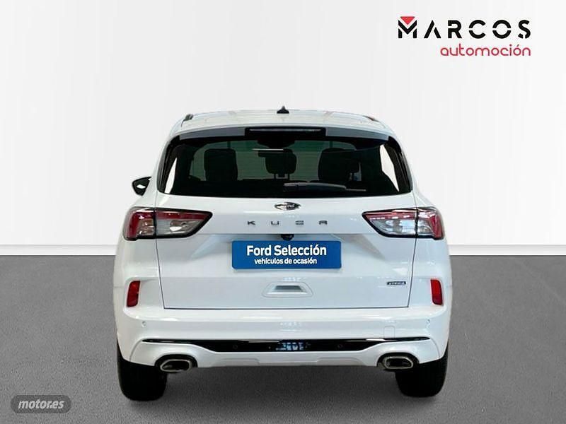 Usado Ford Kuga ST-Line 225 CV (165 kW) 2022 Blanco SUV