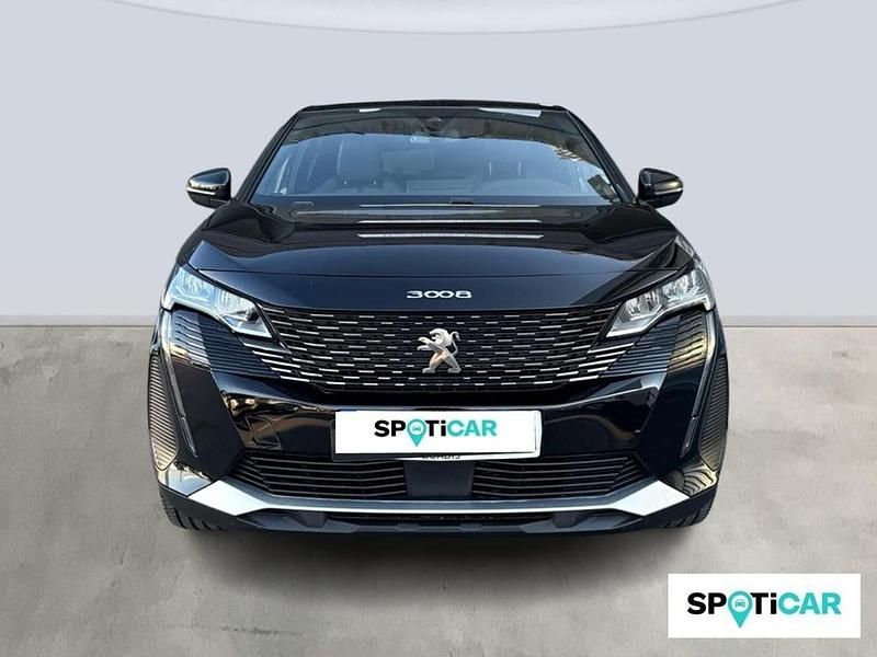 Usado Peugeot 3008 Allure 131 CV (96 kW) 2024 Negro SUV