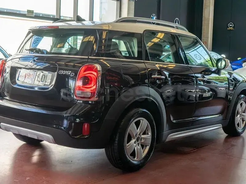 Usado Mini Cooper D Countryman 150 CV (110 kW) 2020 Negro SUV
