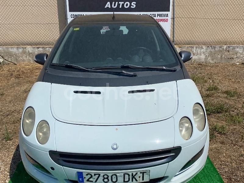 Usado Smart ForFour Passion 95 CV (69 kW) 2005 Blanco Utilitario