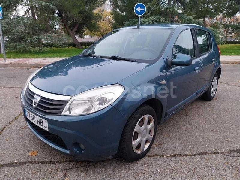 Azul Usado 2011 Dacia Sandero Lauréate Berlina | 4490 € (Precio justo) - Imagen 1/4