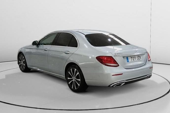 Usado Mercedes E220 194 CV (142 kW) 2017 Berlina