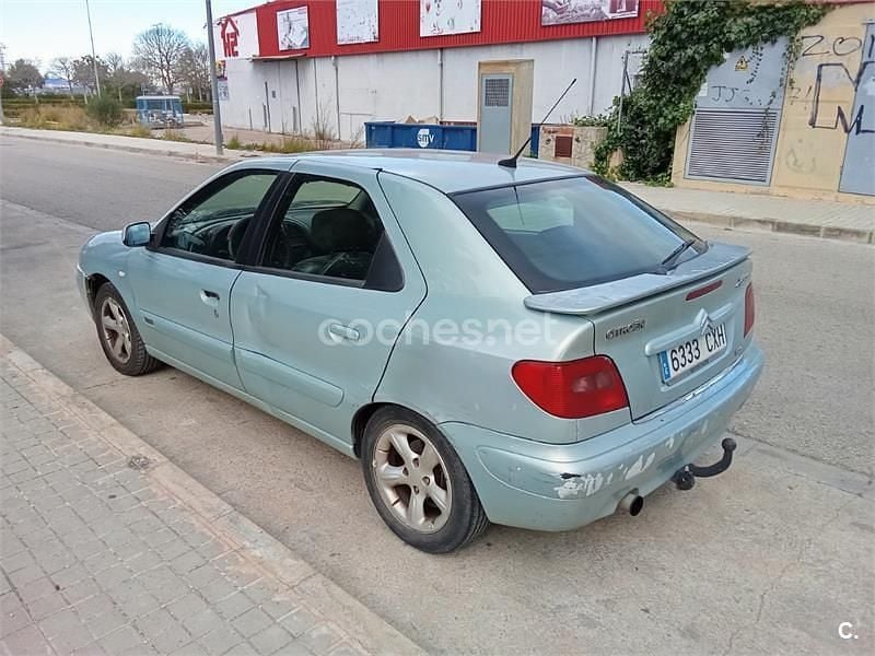 Usado Citroën Xsara Exclusive 90 CV (66 kW) 2004 Gris / plata Berlina