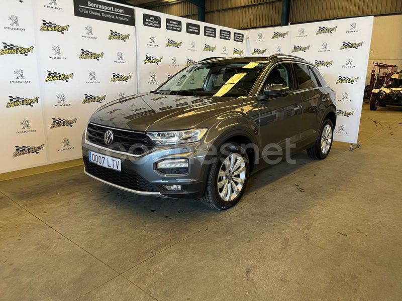 Gris / plata Usado 2021 VW T-Roc Advance SUV | 21.500 € (Precio justo) - Imagen 1/4