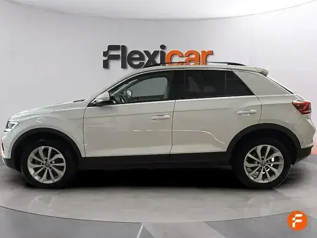Usado VW T-Roc Life 150 CV (110 kW) 2023 Blanco SUV