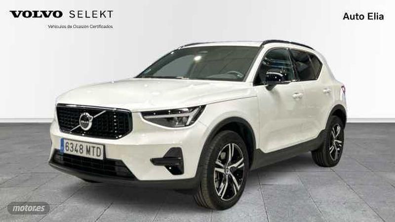 Blanco Usado 2024 Volvo XC40 Plus SUV | 37.500 € (Un poco caro) - Imagen 1/4