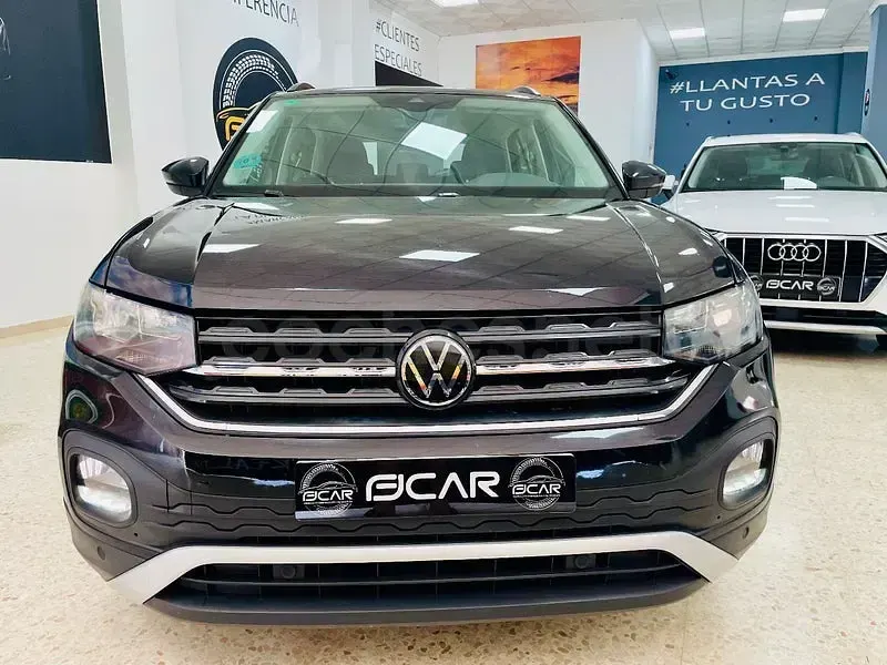 Usado VW T-Cross Advance 110 CV (80 kW) 2022 Negro SUV