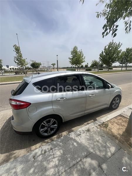 Usado Ford C-MAX 115 CV (84 kW) 2014 Gris / plata Monovolumen