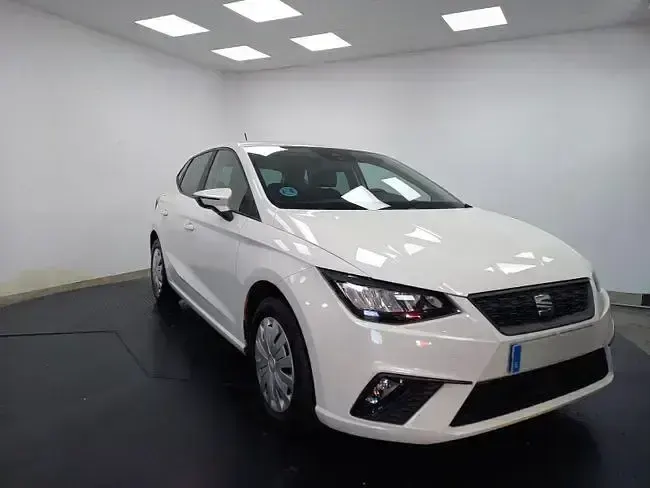 Usado Seat Ibiza Reference 80 CV (58 kW) 2022 Blanco Utilitario