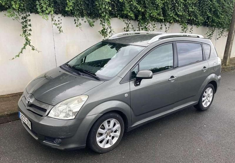 Gris Usado 2006 Toyota Corolla Verso Luna Monovolumen | 5000 € (Precio justo) - Imagen 1/4