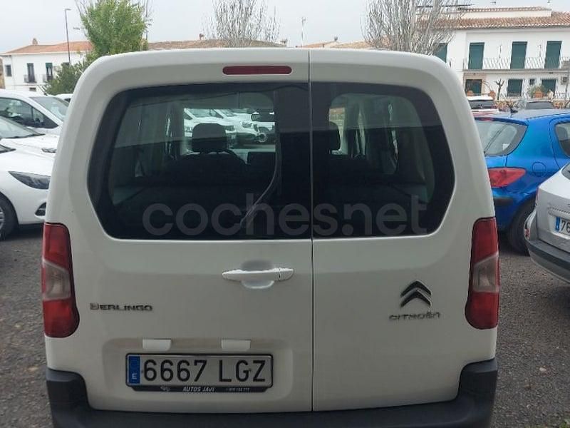 Usado Citroën Berlingo Live 102 CV (75 kW) 2020 Blanco Monovolumen