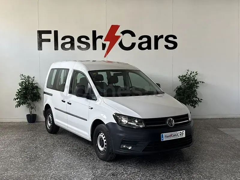 Usado VW Caddy Beach 102 CV (75 kW) 2018 Blanco Monovolumen
