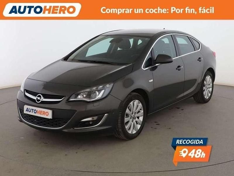 Gris Usado 2014 Opel Astra Excellence Berlina | 9899 € (Precio justo) - Imagen 1/3