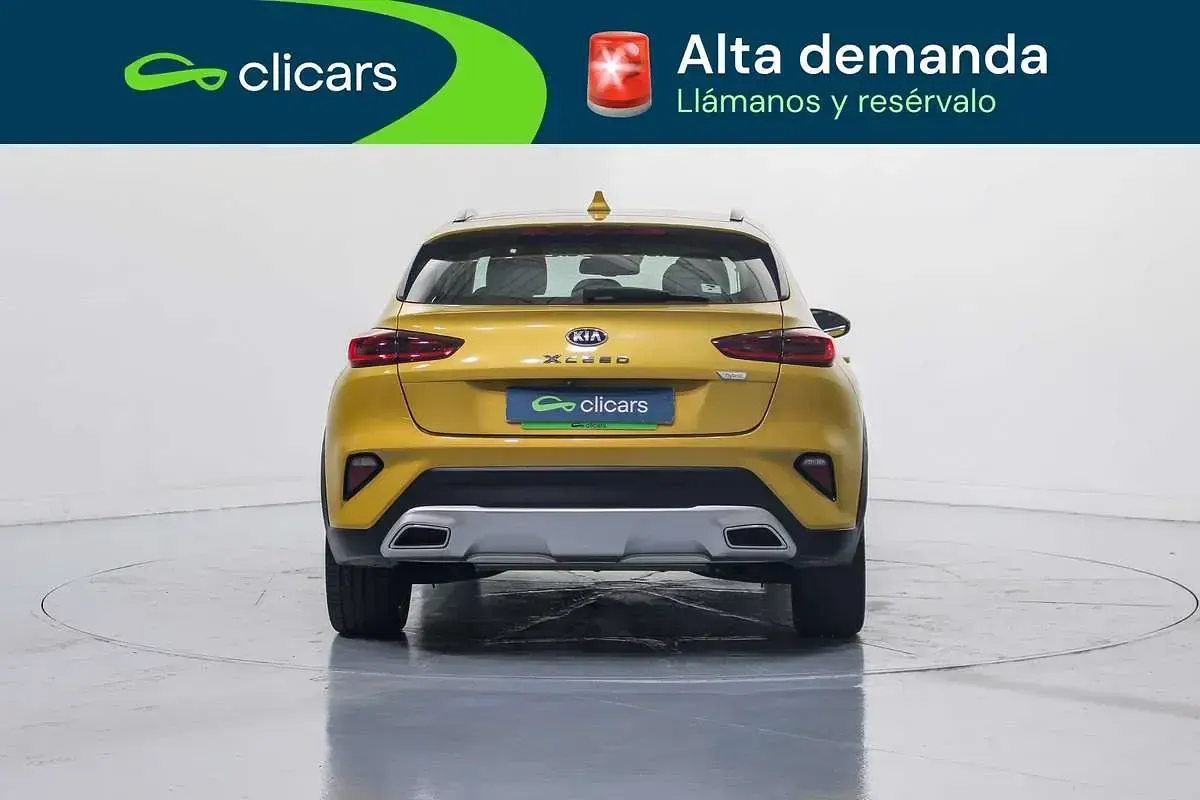 Usado Kia XCeed 160 CV (117 kW) 2022 Amarillo SUV