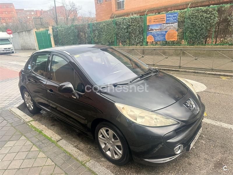 Negro Usado 2006 Peugeot 207 Berlina | 2700 € (Super precio) - Imagen 1/4