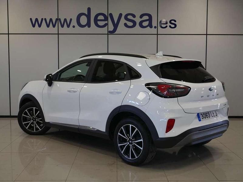 Usado Ford Puma Titanium 125 CV (91 kW) 2020 Blanco SUV