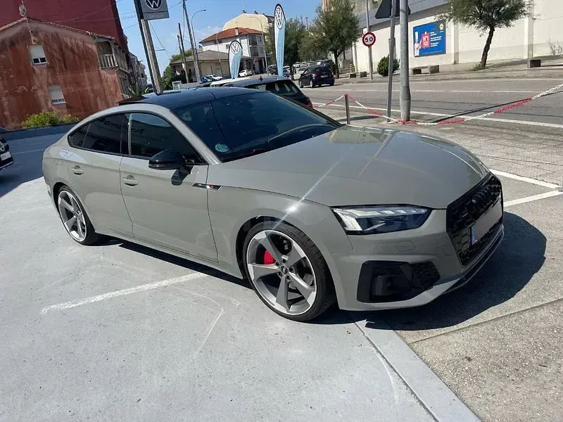 Usado Audi A5 Sportback S-Line 265 CV (194 kW) 2021 Gris / plata Utilitario