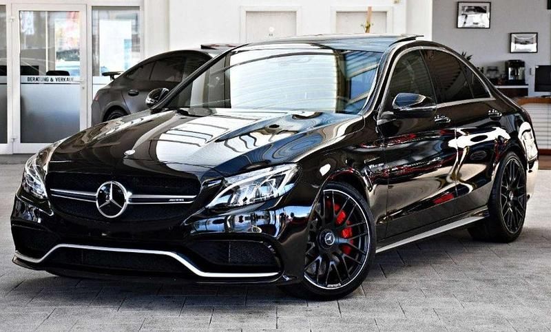 Negro Usado 2015 Mercedes S63 AMG AMG Berlina | 59.990 € - Imagen 1/4