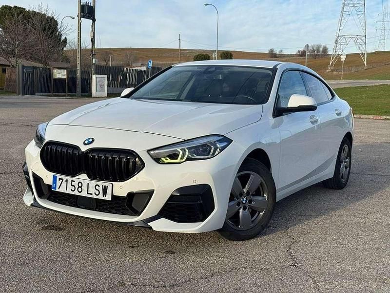 Usado BMW 216 Active Tourer Advantage 116 HP (85 kW) 2021 Branco Monovolume