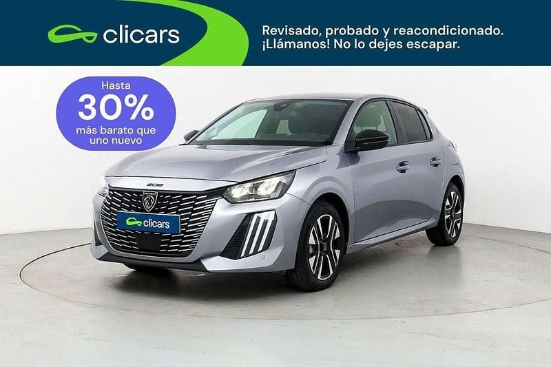 Usado Peugeot 208 Allure 101 CV (74 kW) 2025 Plateado Utilitario
