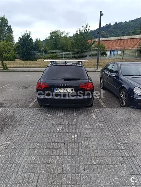 Usado Audi A4 140 CV (102 kW) 2008 Negro Familiar