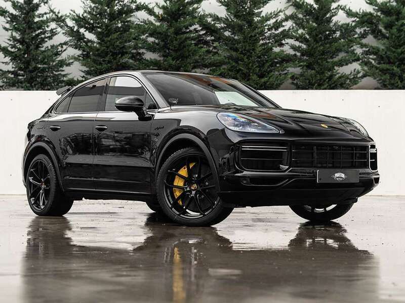Negro Usado 2023 Porsche Cayenne Turbo S SUV | 149.900 € (Precio justo) - Imagen 1/4