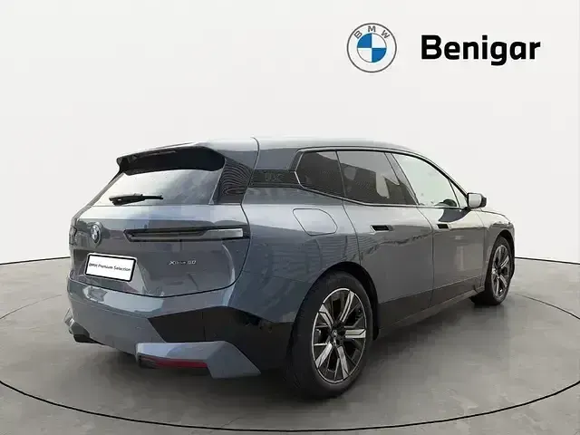 Usado BMW iX Comfort Edition 386 kW (525 CV) 2025 Gris SUV