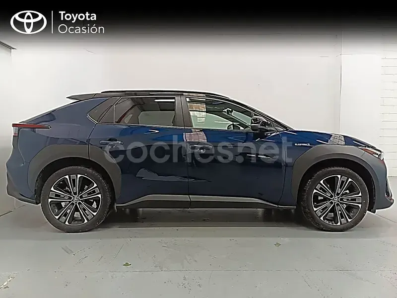 Usado Toyota bZ4X Plus 150 kW (204 CV) 2024 Eléctrico SUV