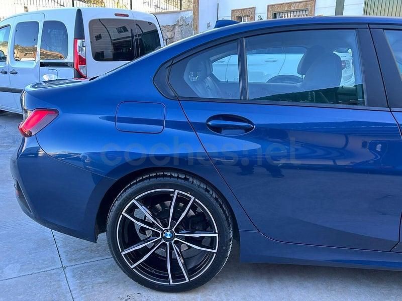 Usado BMW 318 150 CV (110 kW) 2020 Azul Berlina