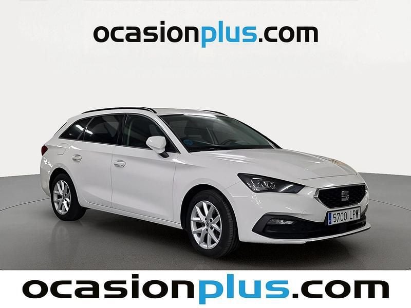 Usado Seat Leon Style 115 HP (84 kW) 2021 Branco Monovolume