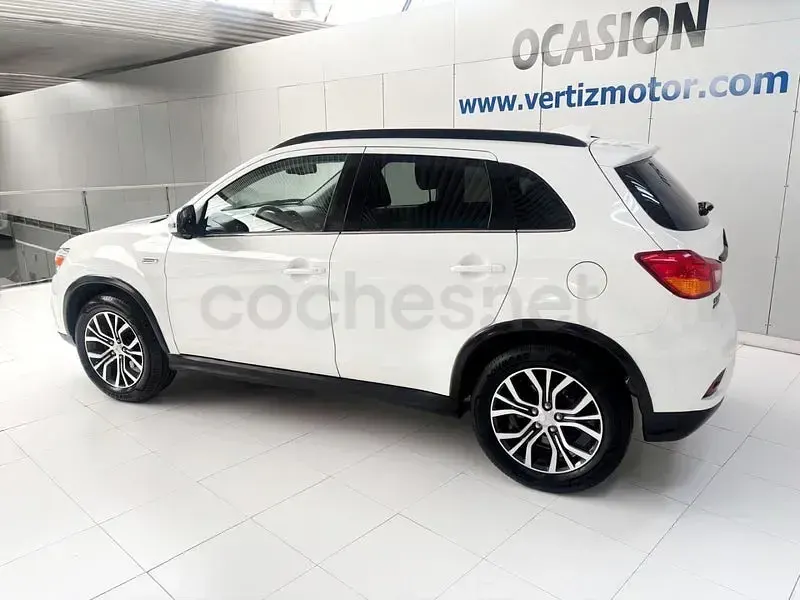 Usado Mitsubishi ASX Motion 117 CV (86 kW) 2018 Blanco SUV
