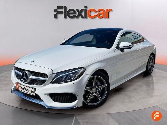 Usado Mercedes C220 AMG line 170 CV (125 kW) 2015 Blanco Coupe