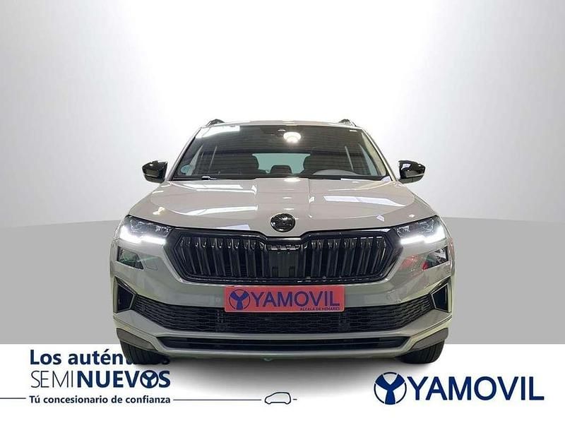 Usado Skoda Karoq SportLine 150 CV (110 kW) 2024 Gris SUV