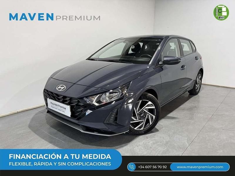 Gris Usado 2024 Hyundai i20 Utilitario | 15.700 € (Precio justo) - Imagen 1/4