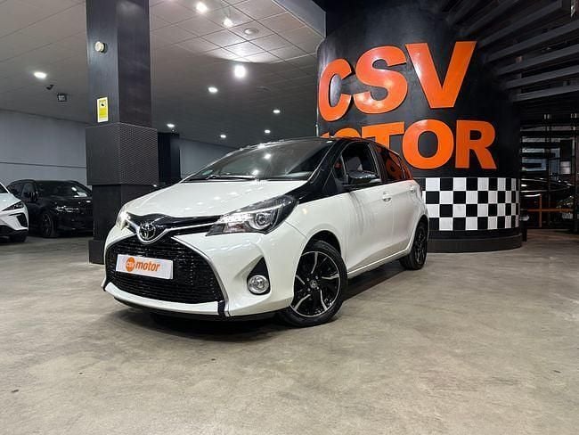 Usado Toyota Yaris Active 101 CV (74 kW) 2016 Blanco Berlina