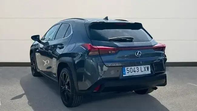 Usado Lexus UX 184 CV (135 kW) 2022 Gris SUV
