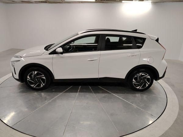Usado Hyundai Bayon 100 CV (73 kW) 2021 Blanco SUV