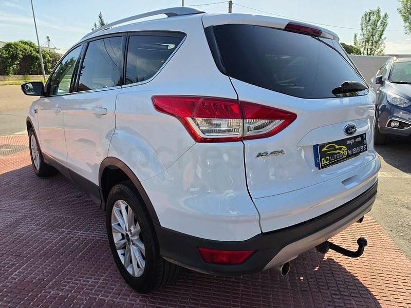 Usado Ford Kuga Titanium S 180 CV (132 kW) 2015 Blanco SUV