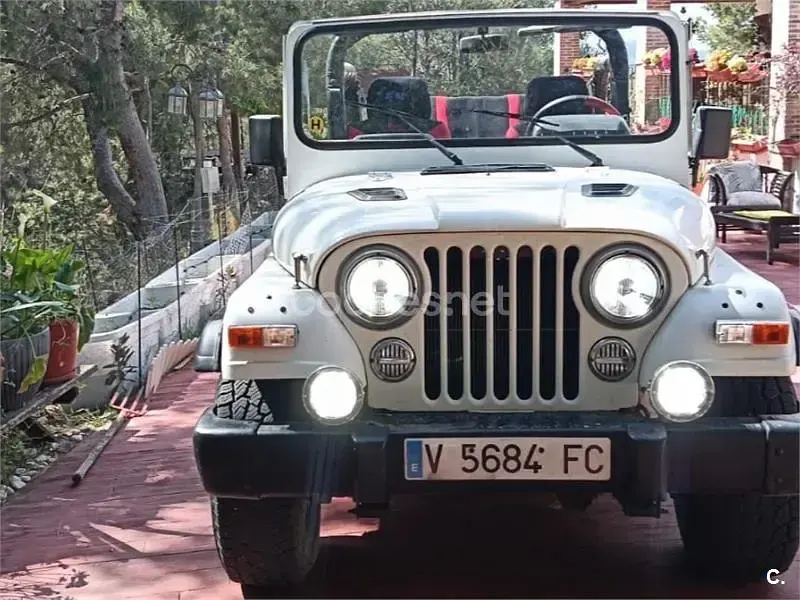 Usado SsangYong Korando 79 CV (58 kW) 1995 Blanco SUV