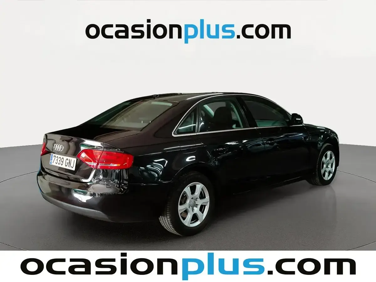 Usado Audi A4 143 CV (105 kW) 2009 Negro Berlina