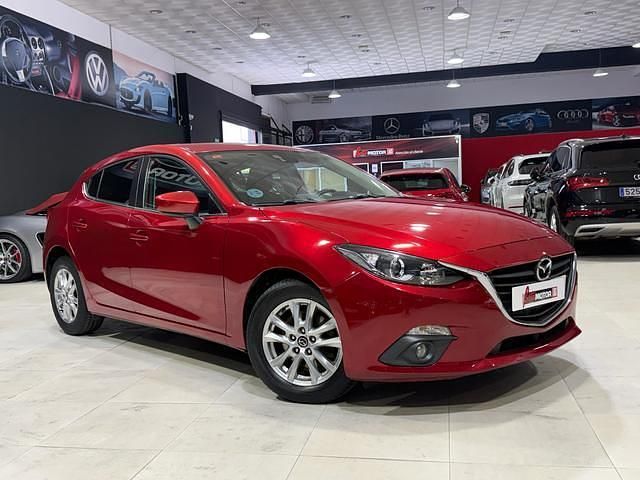 Usado Mazda 3 Style 105 CV (77 kW) 2017 Rojo Berlina