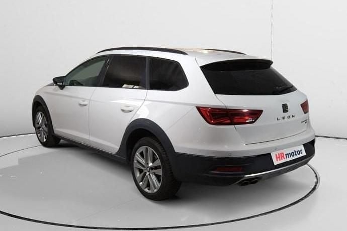 Usado Seat Leon X-Perience 4Drive 150 CV (110 kW) 2018 Familiar