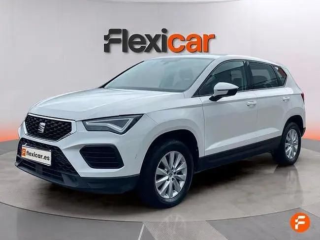 Begagnad Seat Ateca Reference 110 HK (80 kW) 2023 Vit SUV