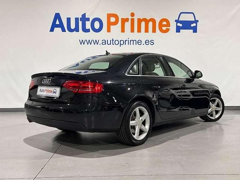 Usado Audi A4 120 CV (88 kW) 2008 Azul Berlina